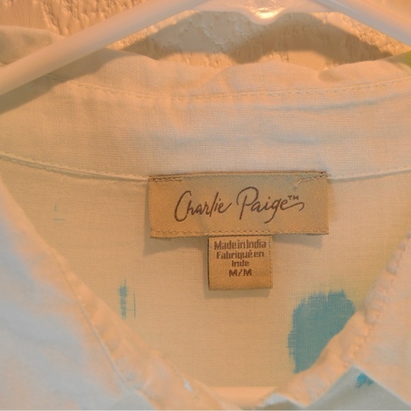 Charlie Paige Semi-Sheer Button Down Tunic Cover, Medium - Picture 2 of 8